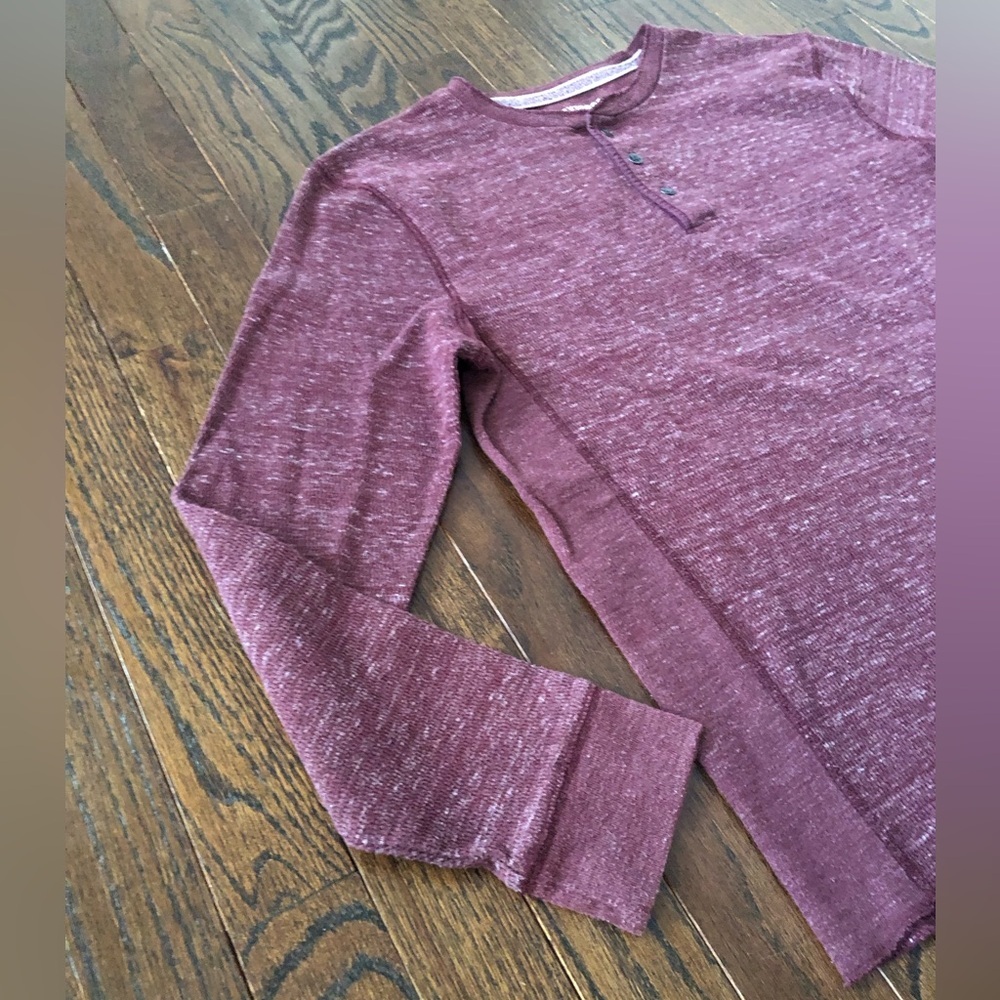Express Men’s M/L Heathered Maroon Waffle-Knit Long-Sleeve Henley Tee - VGUC! - Picture 2 of 11